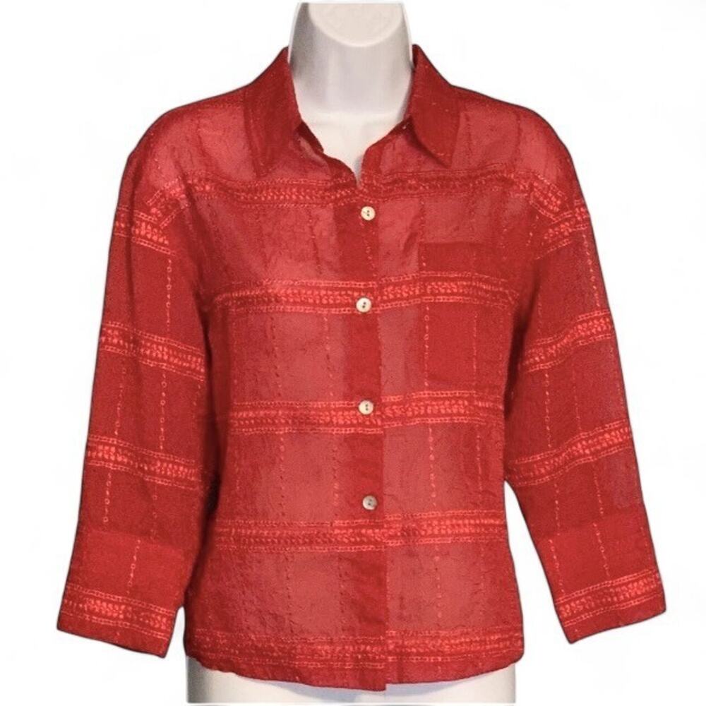 Vintage Chico’s Design Red Embroidered Eyelet Blouse Size S-M Button Up Top 90s